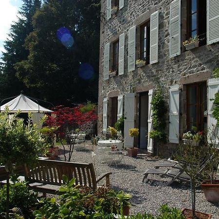 Le Moulin Des Farges Bed & Breakfast Meymac Exterior foto