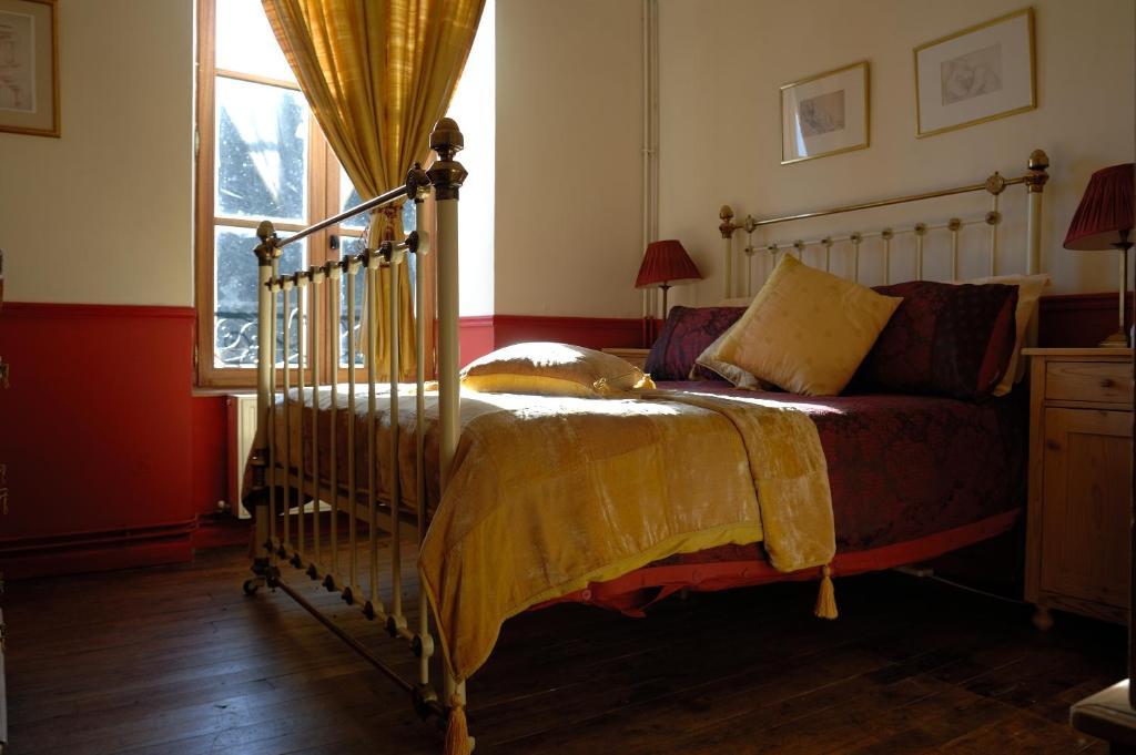 Le Moulin Des Farges Bed & Breakfast Meymac Cameră foto